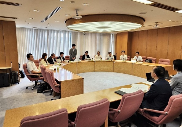 神奈川県議会1