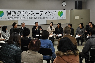 写真：飯田市で開催されたタウンミーティングの様子