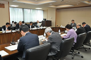 写真：人口定着・確かな暮らし実現会議の様子