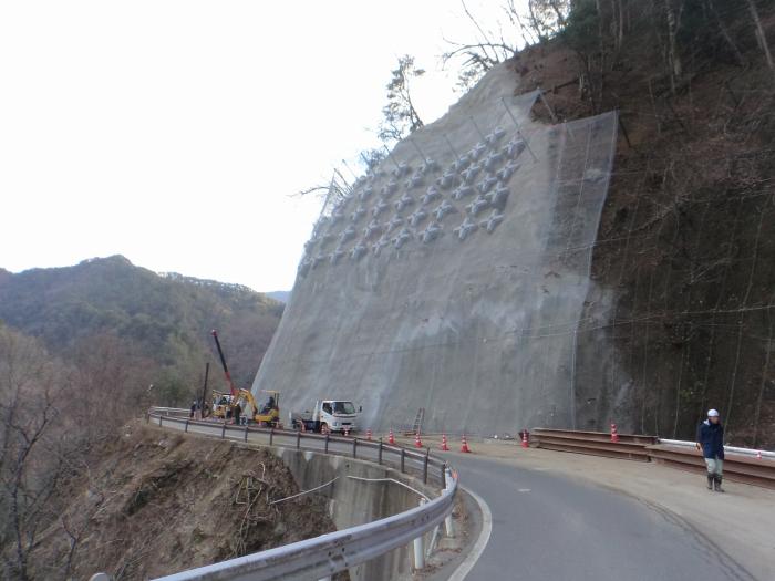 羽衣崎上 1215仮設防護柵