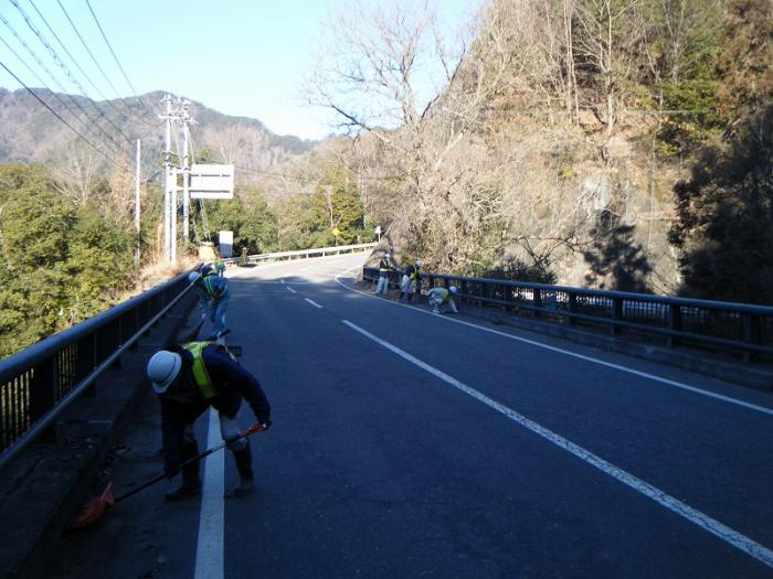 梅花駅伝前道路一斉清掃2